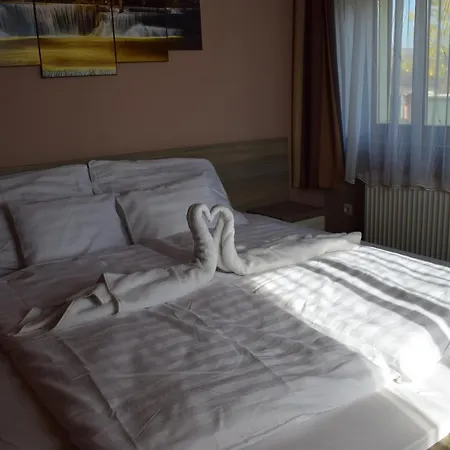 Hotel de apartamente Elringat-lak Apartmanhaz Demjén