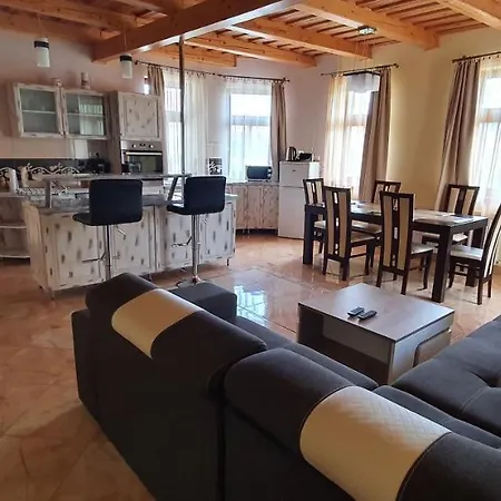 شقة فندقية Elringat-lak Apartmanhaz
