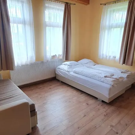 Elringat-lak Apartmanhaz *