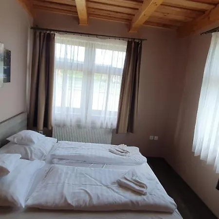 Hotel de apartamente Elringat-lak Apartmanhaz